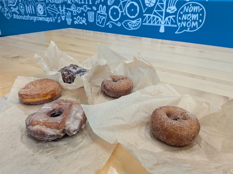 Blue Star Donuts photo 6