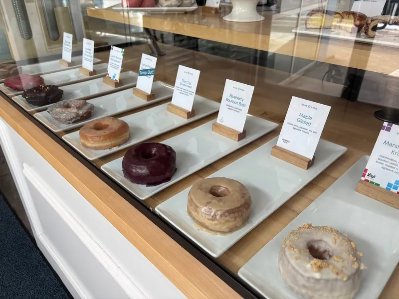 Blue Star Donuts photo 5