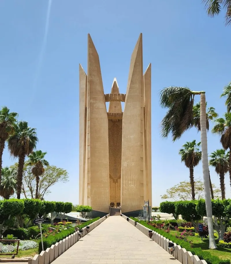Aswan High Dam photo 7