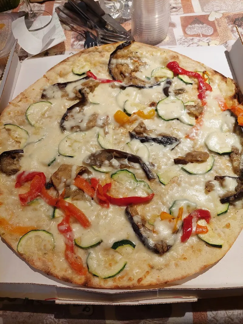 Dar Pizzettaro - Pizzeria Consegne a Domicilio foto 8