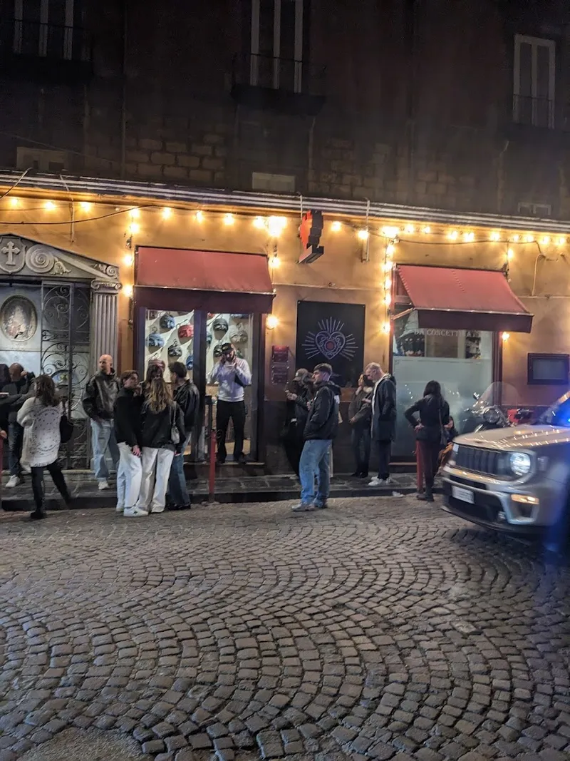 Pizzeria Concettina ai Tre Santi photo 6