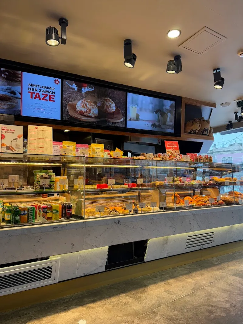 Tarihi Sirkeci Simit Fırını photo 5