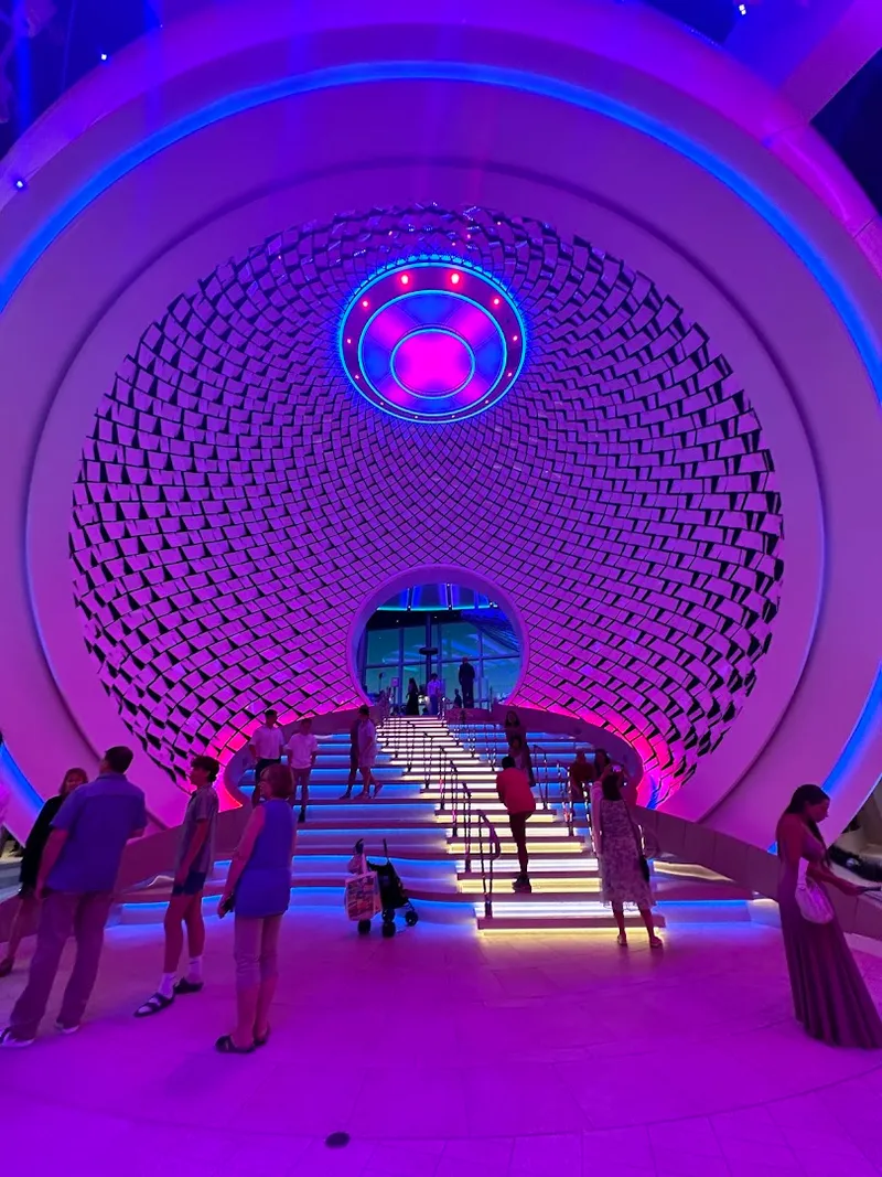 Icon of the Seas photo 9