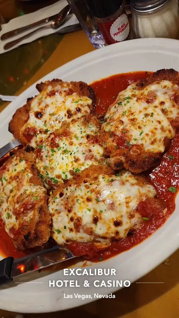 Buca di Beppo photo 8