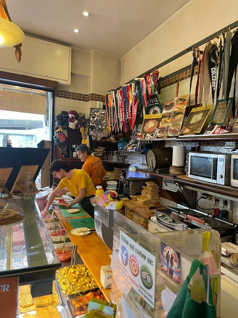 Pino's Sandwich Shop foto 6