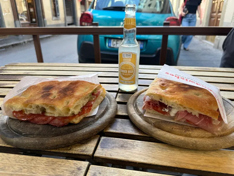 Pino's Sandwich Shop foto 7