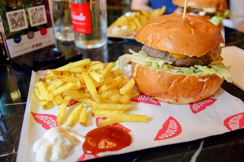 Golocious Burger&Wine photo 8