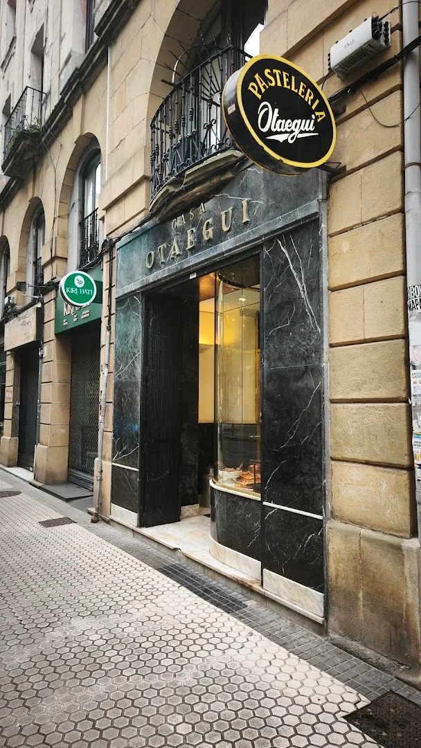 Pastelería Otaegui photo 6