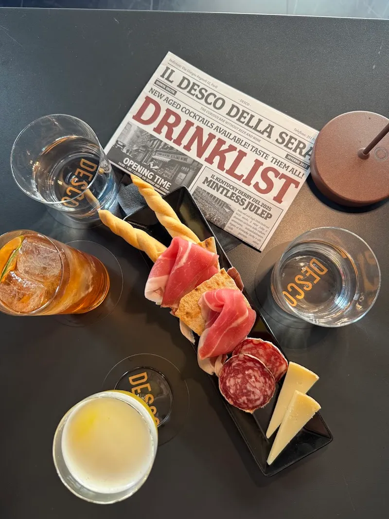 Cocktail Bar Desco photo 9