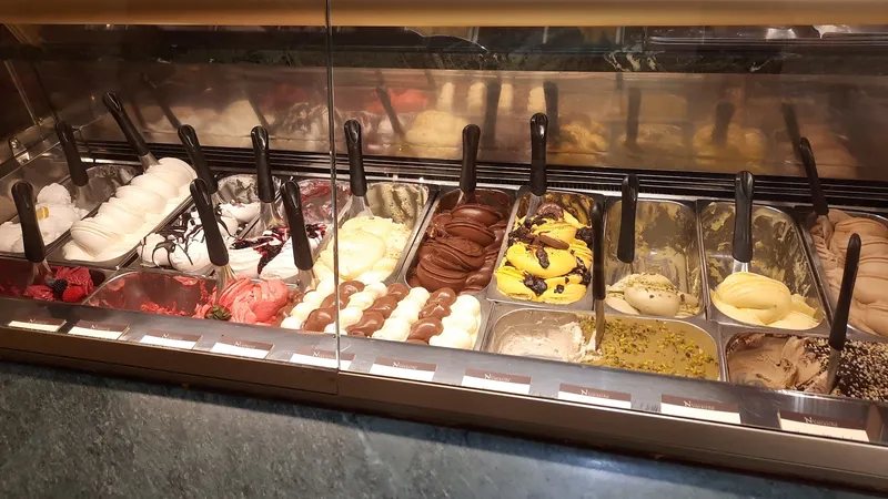 Pasticceria Gelateria Caffetteria Napoleone foto 8
