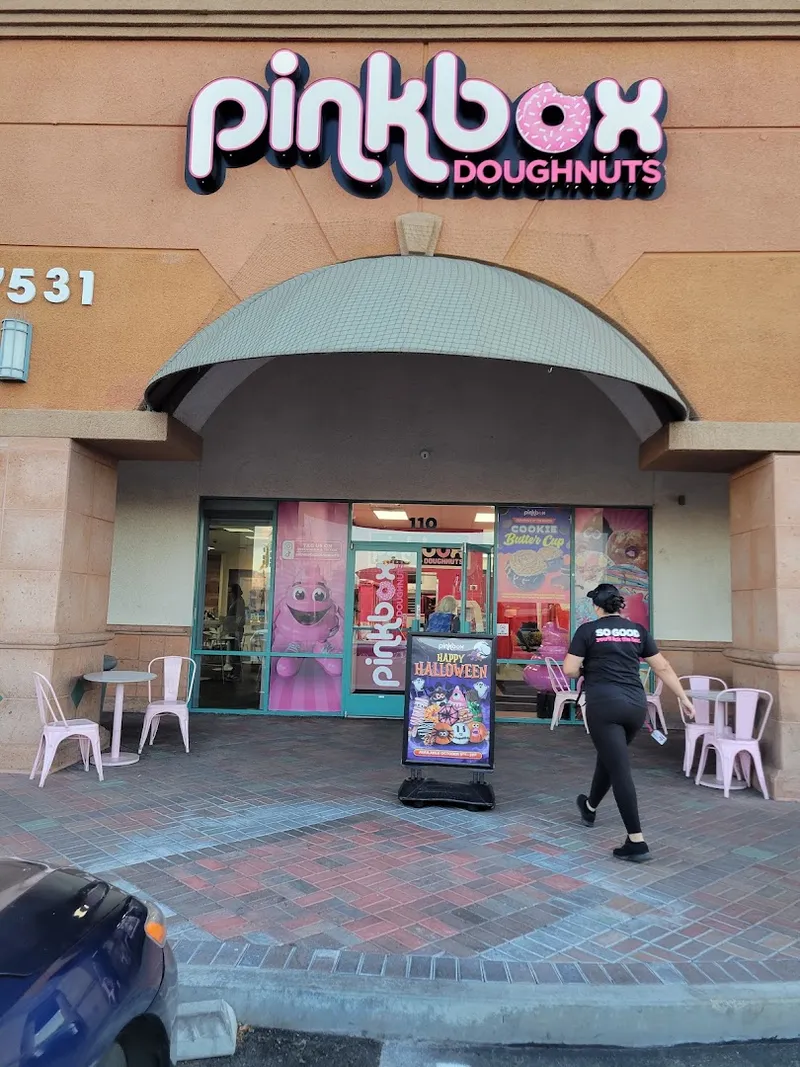 Pinkbox Donuts photo 9