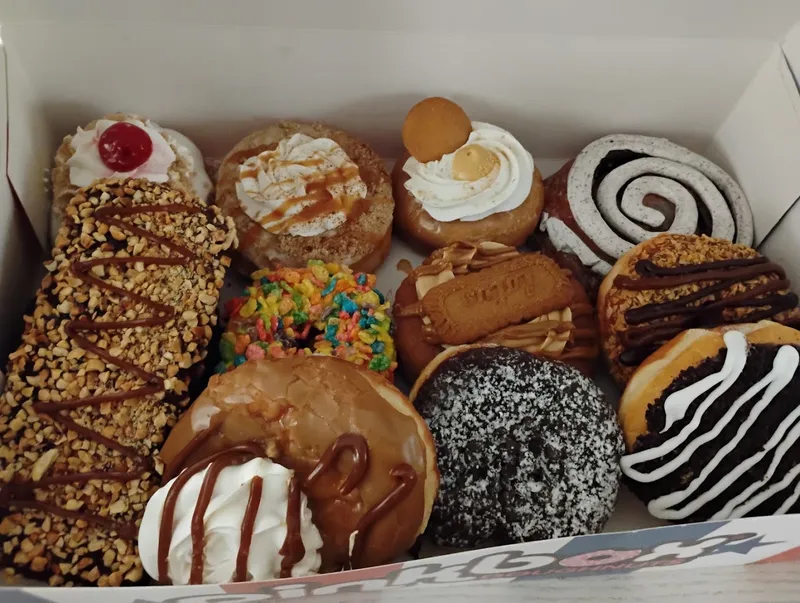 Pinkbox Donuts photo 10