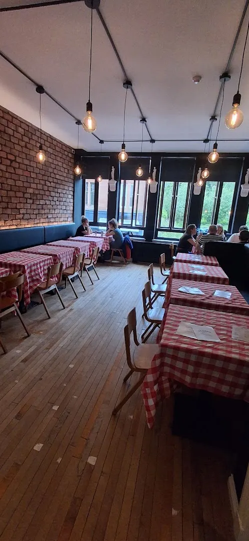 Frank's Pizzeria photo 9