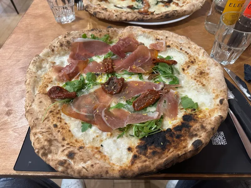 Pizzeria Santa Rita foto 9