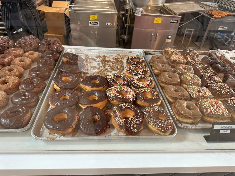 Bob's Donuts photo 5