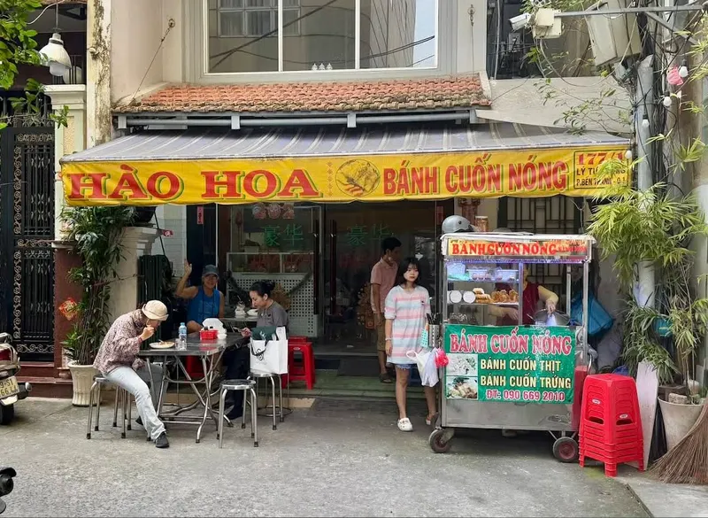 Bánh Cuốn Nóng