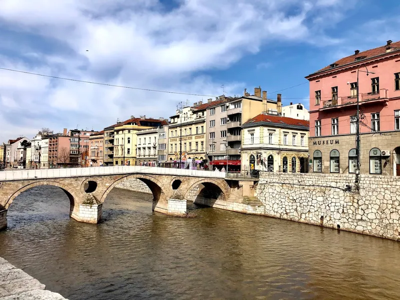 Latin Bridge foto 7