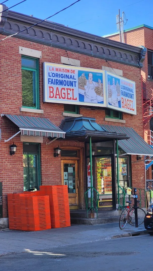 Bagel Montreal Style at Fairmount Bagel