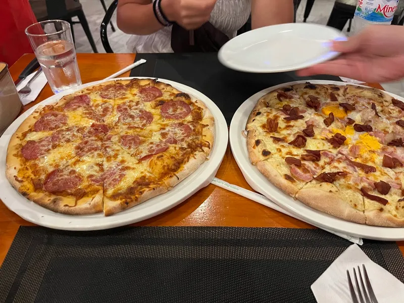 Pizza Hut photo 5