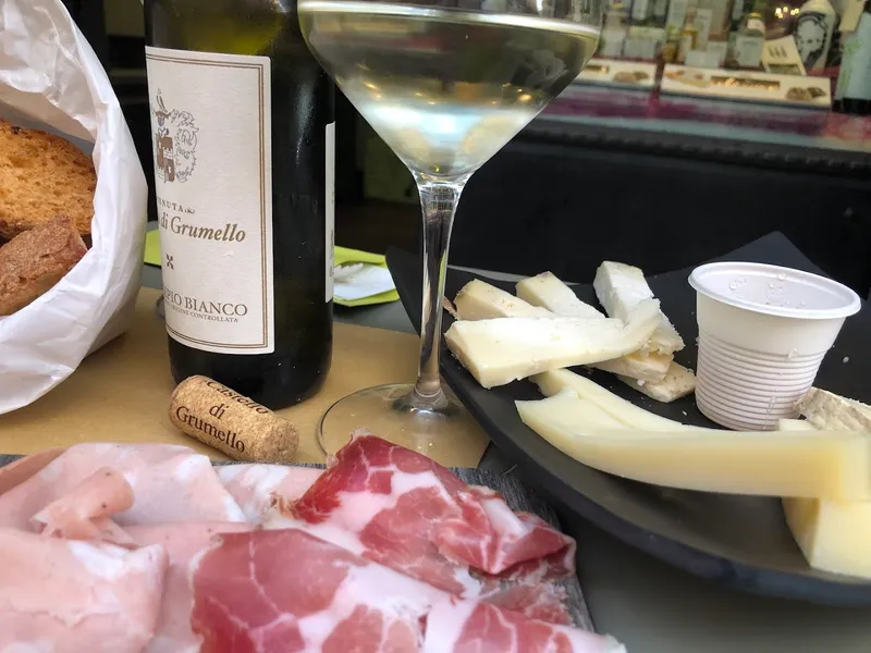Formaggi e Salumi d'Italia foto 8