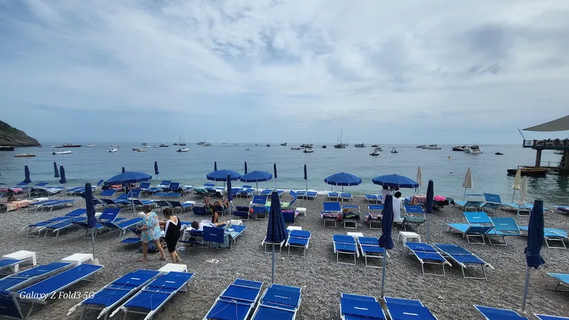 Africano Beach foto 5