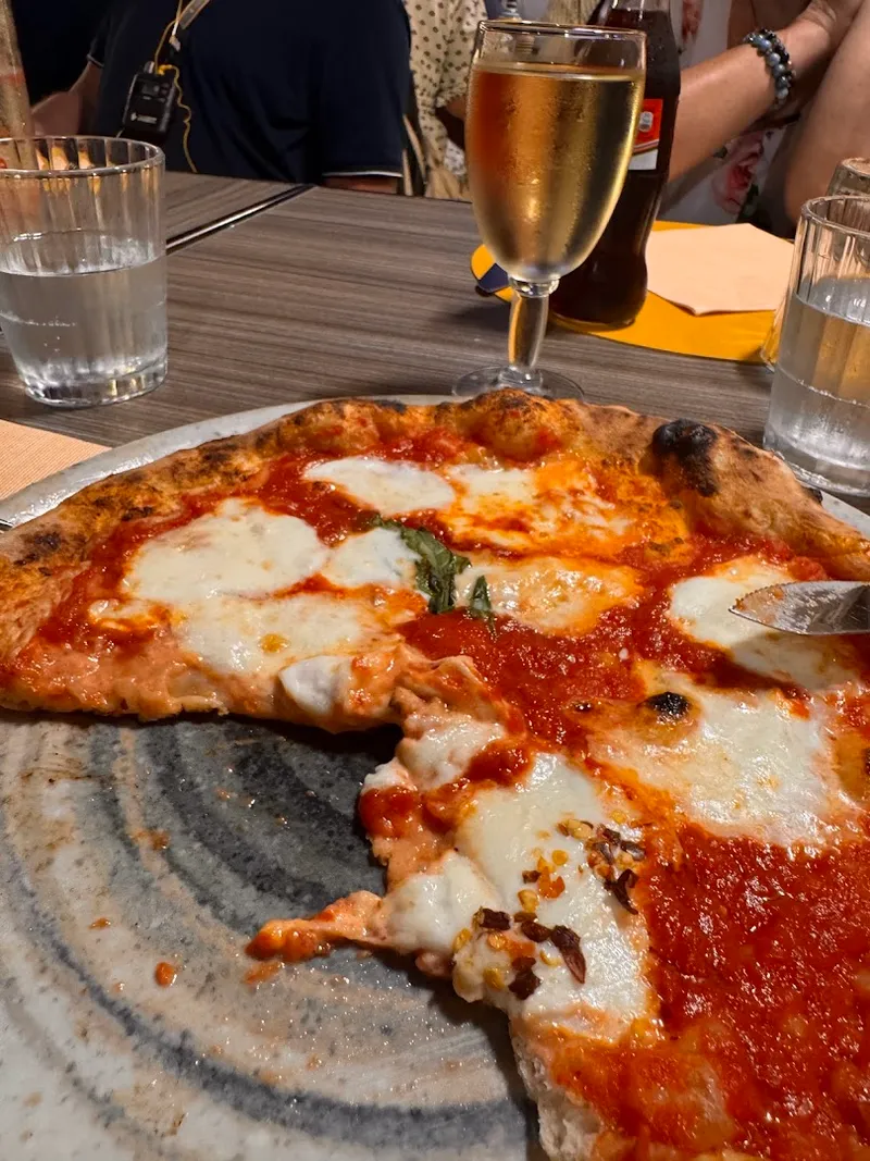 Antica Pizza Fritta da Zia Esterina Sorbillo foto 7